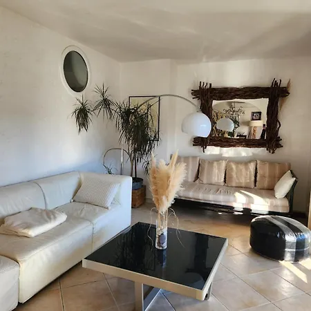 Centre De Calvi Apartment