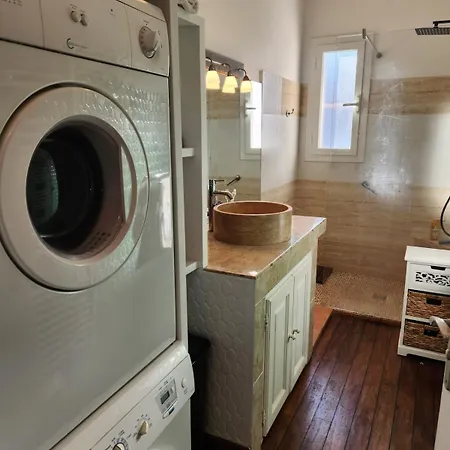 Centre De Calvi Apartment